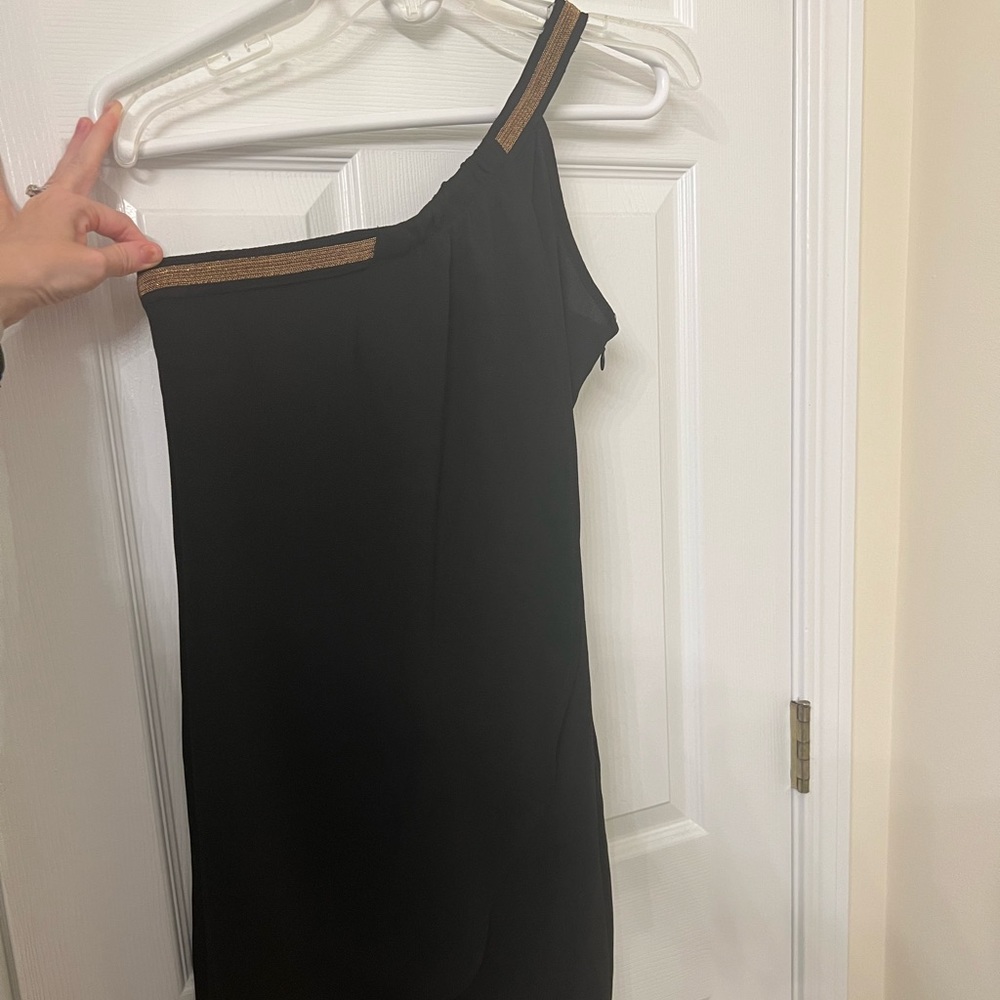 Jessica Simpson size 2 little black dress
